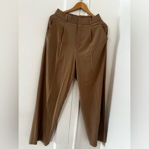 Uniqlo Women's Tan Dress Trousers